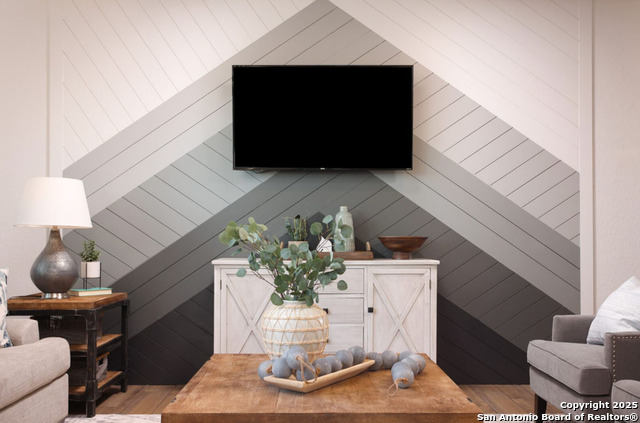 Image 11 of 21 For 6754 Velma Path