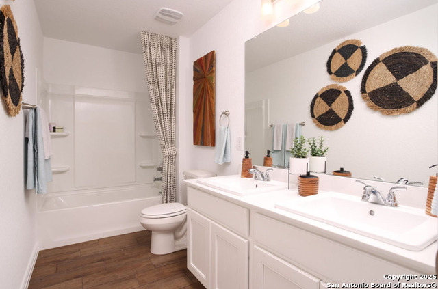 Image 16 of 21 For 6754 Velma Path