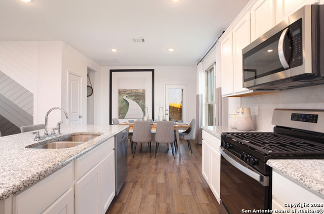 Image 7 of 21 For 6754 Velma Path