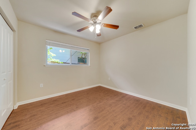 Image 17 of 25 For 4026 Barrington Street