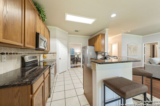 Image 10 of 32 For 35 Atwell Park