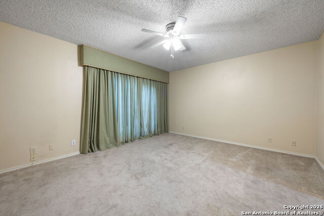 Image 7 of 11 For 2606 Country Square