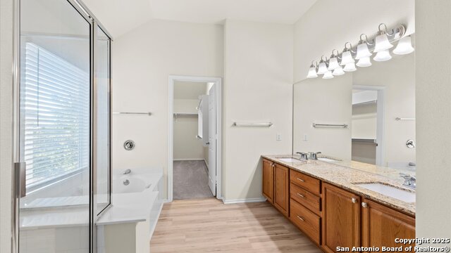 Image 15 of 27 For 21311 Encino Ash