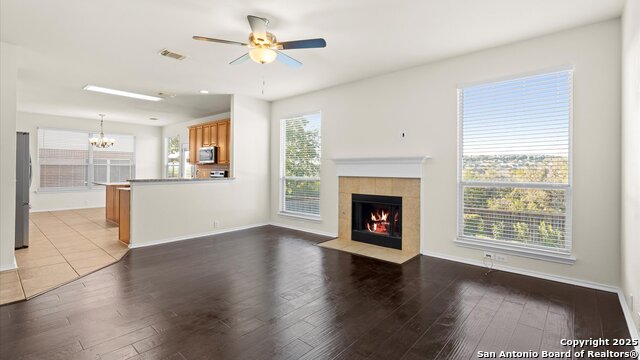 Image 8 of 27 For 21311 Encino Ash