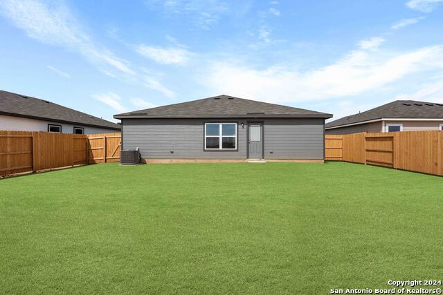 Image 11 of 23 For 16132 Farmer