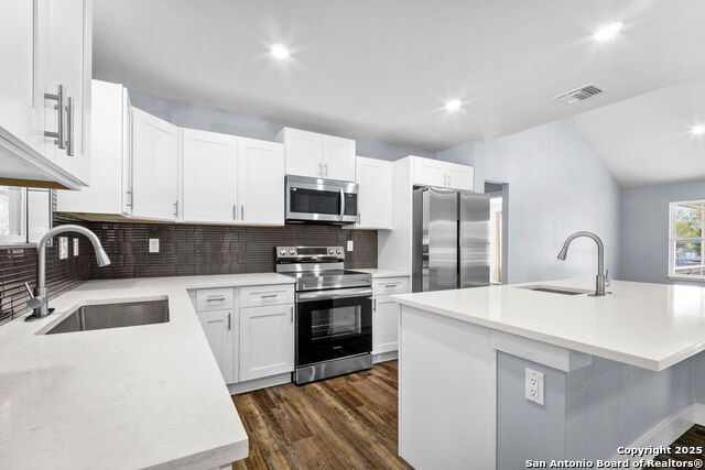 Image 11 of 31 For 125 Broken Spur Drive