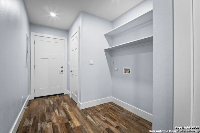 Image 16 of 31 For 125 Broken Spur Drive