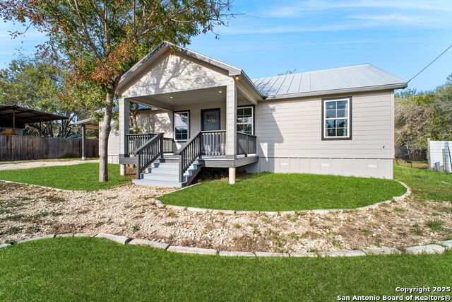 Image 2 of 31 For 125 Broken Spur Drive