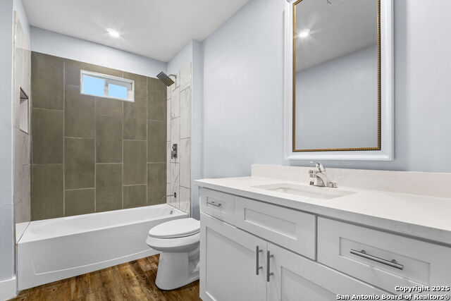 Image 24 of 31 For 125 Broken Spur Drive