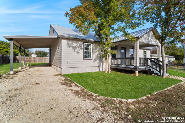 Image 3 of 31 For 125 Broken Spur Drive