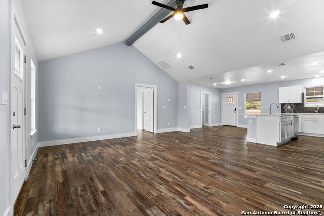 Image 7 of 31 For 125 Broken Spur Drive