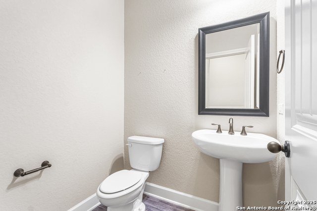 Image 9 of 32 For 28808 Throssel Ln