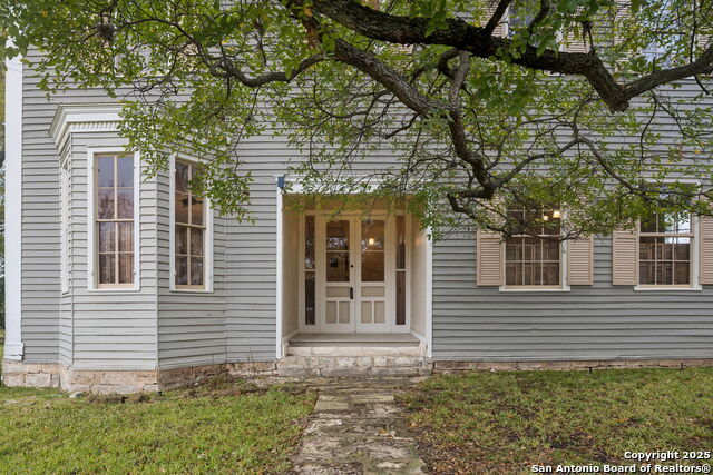 Image 2 of 65 For 276 Coll E 