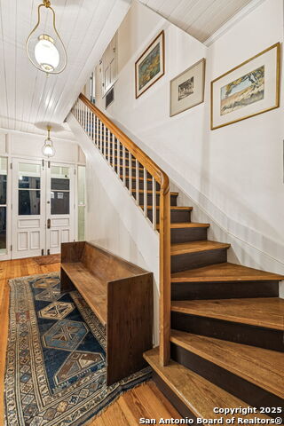 Image 45 of 65 For 276 Coll E 