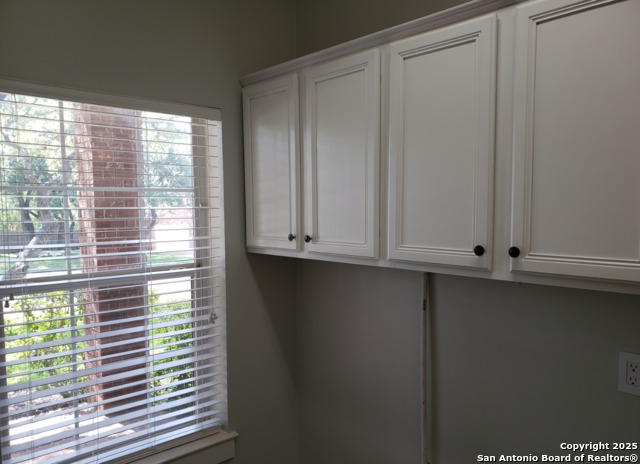 Image 18 of 37 For 4111 Antlers Lodge Rd