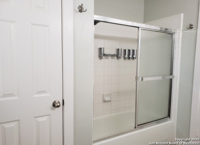 Image 24 of 37 For 4111 Antlers Lodge Rd