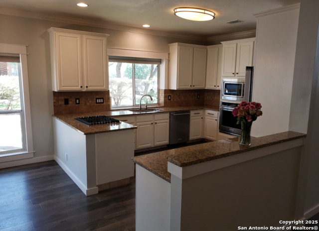 Image 28 of 37 For 4111 Antlers Lodge Rd