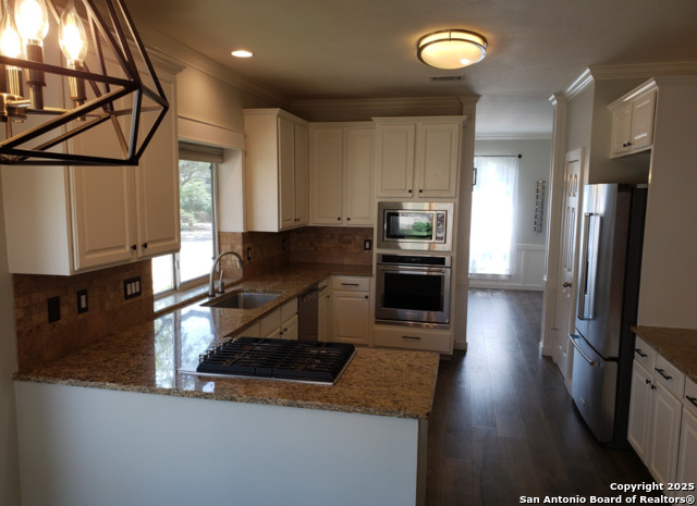 Image 32 of 37 For 4111 Antlers Lodge Rd