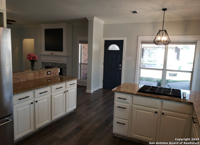 Image 33 of 37 For 4111 Antlers Lodge Rd