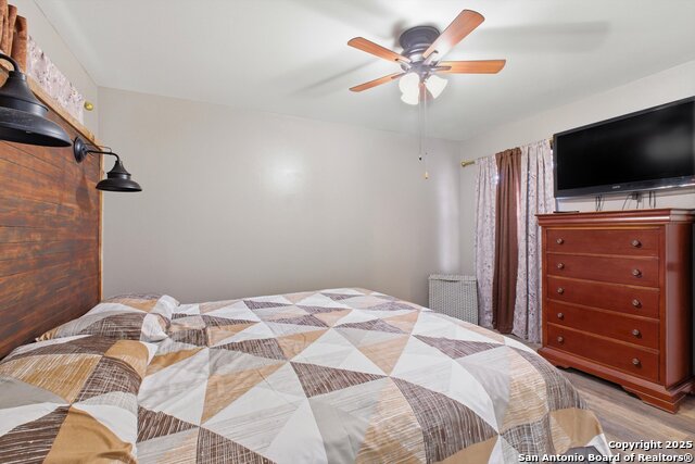 Image 11 of 18 For 6319 Flint Rock Dr.