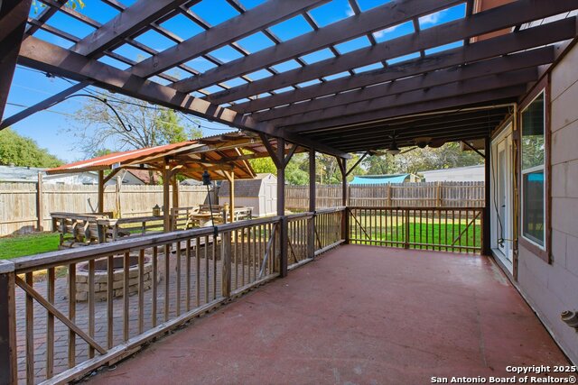 Image 14 of 18 For 6319 Flint Rock Dr.