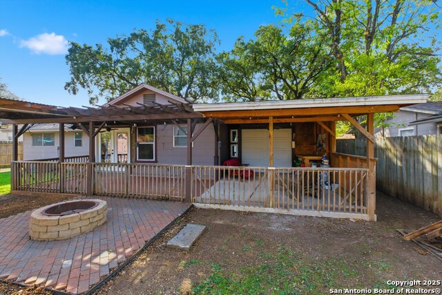 Image 15 of 18 For 6319 Flint Rock Dr.