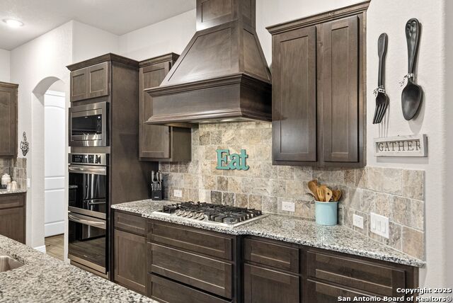 Image 11 of 91 For 288 Lilly Bluff