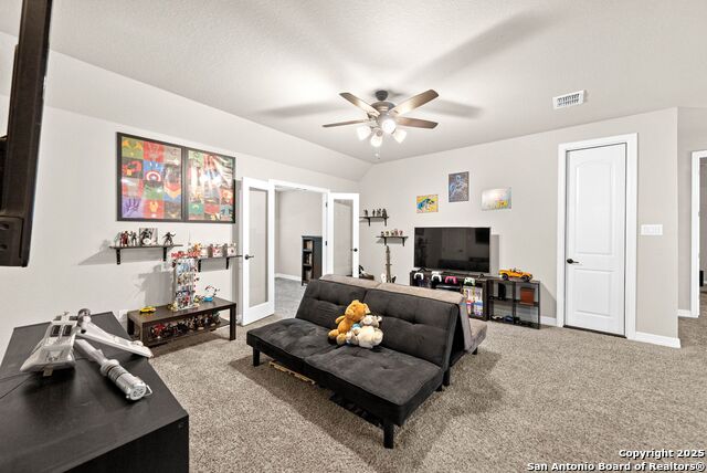 Image 17 of 91 For 288 Lilly Bluff