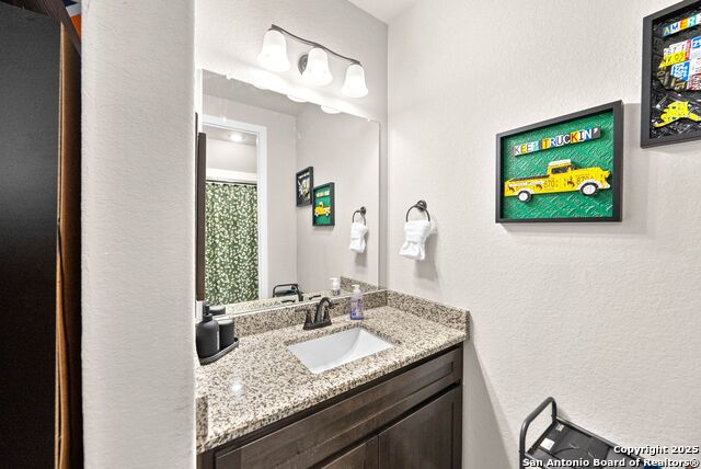 Image 28 of 91 For 288 Lilly Bluff