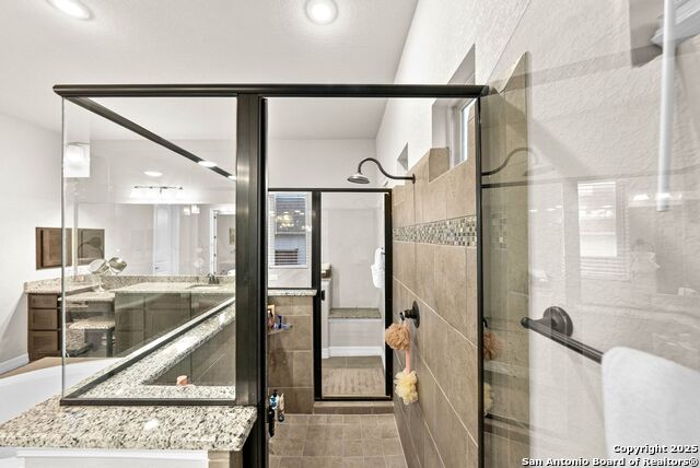 Image 39 of 91 For 288 Lilly Bluff