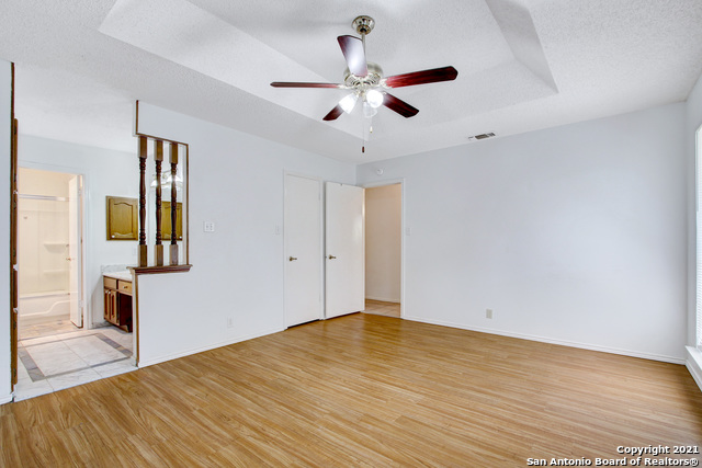 Image 17 of 42 For 5538 Timber Canyon St