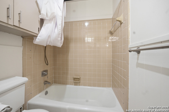 Image 10 of 24 For 6406 Handsome Lake Dr