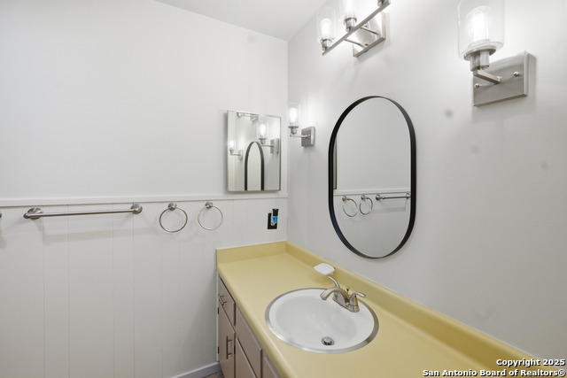 Image 9 of 24 For 6406 Handsome Lake Dr