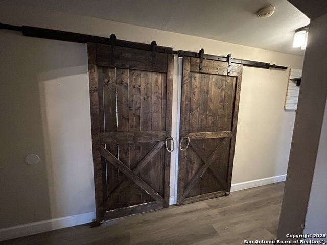 Image 6 of 11 For 1037 County Road 7711