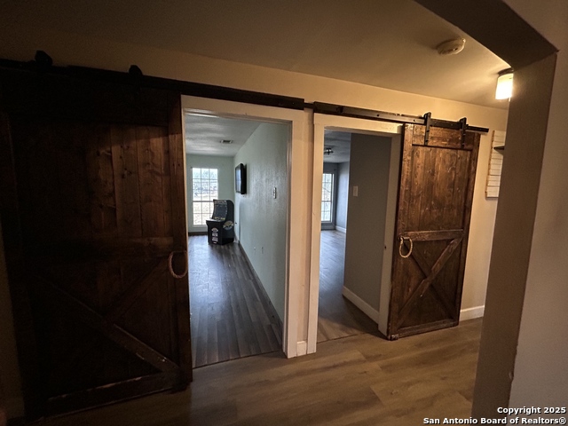 Image 7 of 11 For 1037 County Road 7711