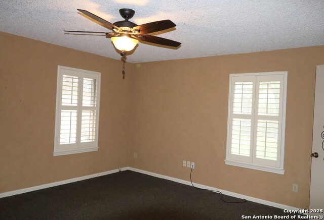 Listing photo id 2 for 5503 Reynolds