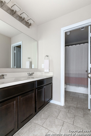 Image 28 of 29 For 5629 Briar  