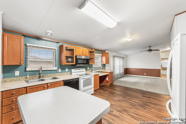 Image 13 of 48 For 2676 Pahmeyer