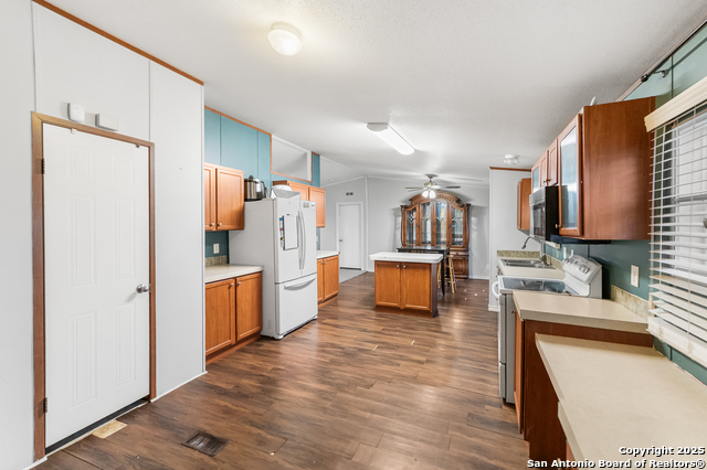 Image 14 of 48 For 2676 Pahmeyer