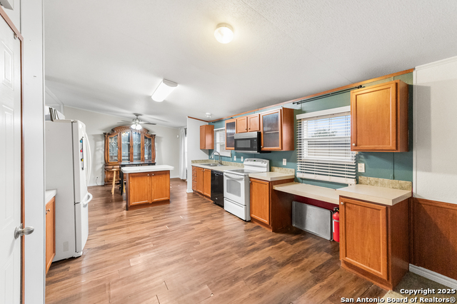 Image 15 of 48 For 2676 Pahmeyer