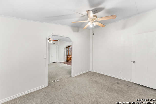 Image 31 of 48 For 2676 Pahmeyer