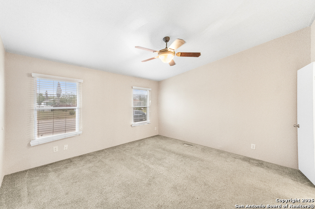 Image 33 of 48 For 2676 Pahmeyer