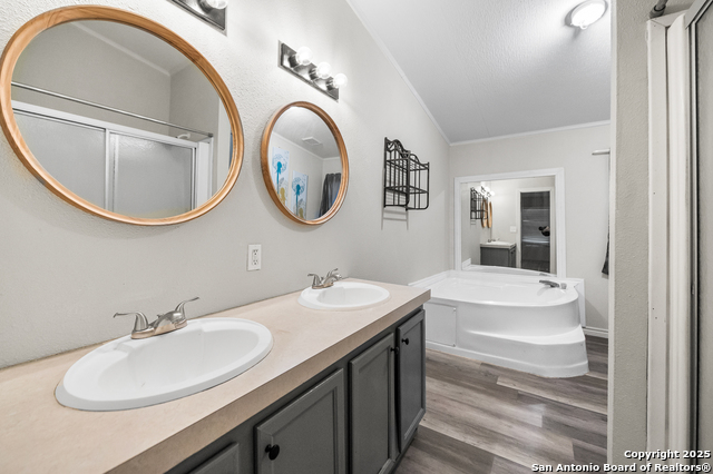 Image 40 of 48 For 2676 Pahmeyer