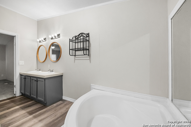 Image 41 of 48 For 2676 Pahmeyer