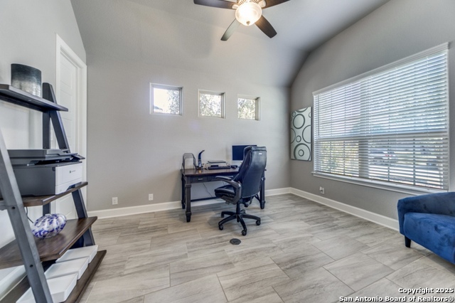 Image 5 of 25 For 29043 Front Gate