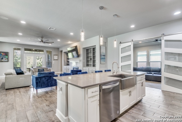 Image 9 of 25 For 29043 Front Gate