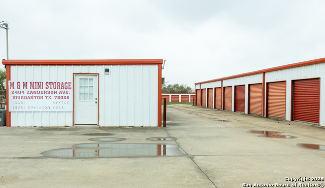 Image 6 of 19 For 2408 Zanderson Ave