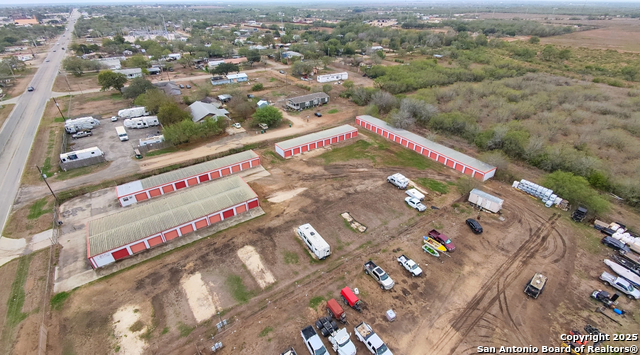 Image 8 of 19 For 2408 Zanderson Ave