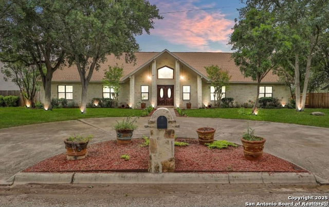 Image 2 of 35 For 1505 30th