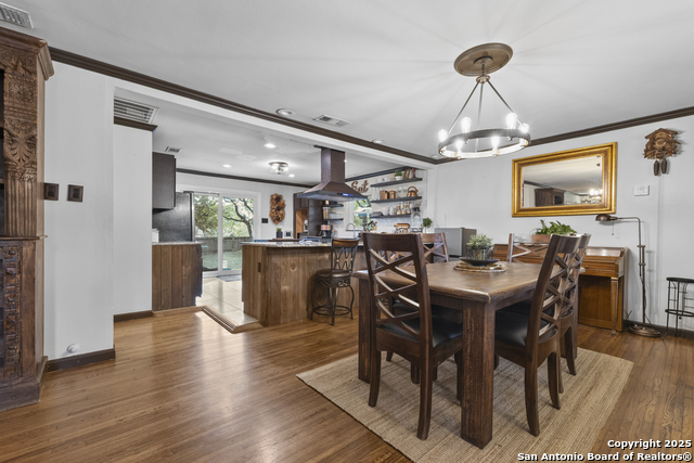 Image 10 of 40 For 26410 Teepee